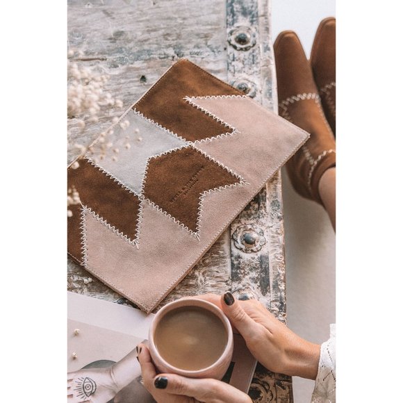 ๐SPELL & THE GYPSY๐ Zephyr Patchwork Clutch NWT - Picture 3 of 8